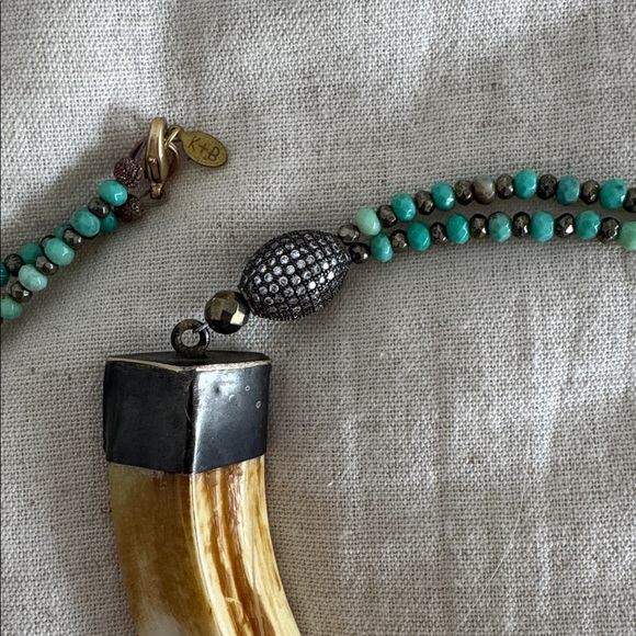 RARE KARLI BUXTON GENUINE TURQUOISE AND HORN NECKLACE - Picture 3 of 4